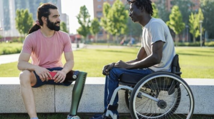 Wie selbstbestimmt ist das Leben mit Hilfsmitteln? Die REHACARE befragt die Community.